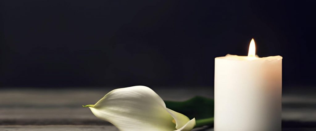 calla bianca e candela composizione funebre Roma